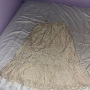 Cream/White Skirt